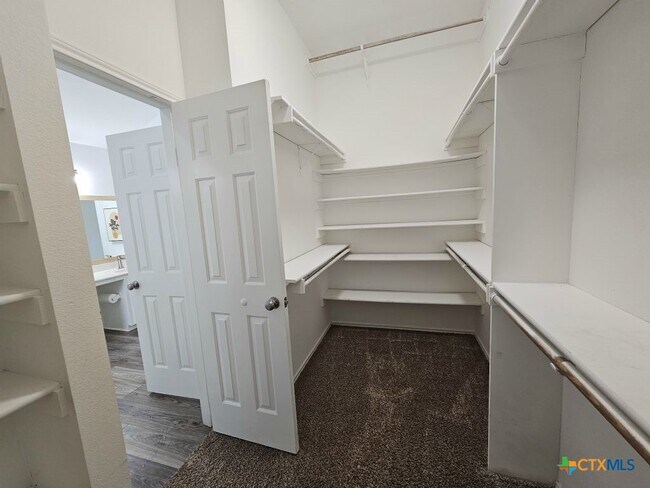 Building Photo - 603 Totem Trail