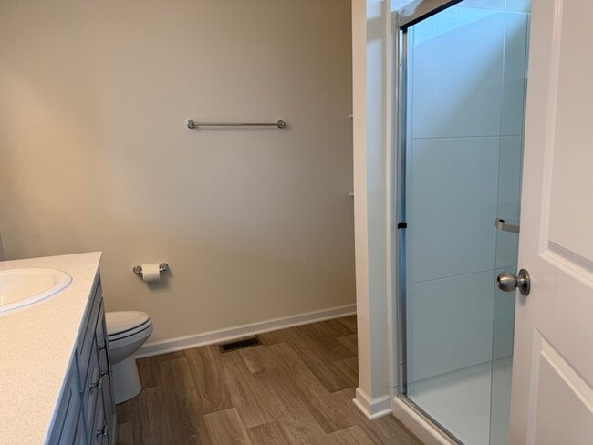 Building Photo - Gorgeous 4 beds 2.5 baths in Johnstown