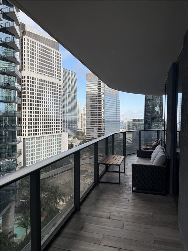 Building Photo - 801 S Miami Ave