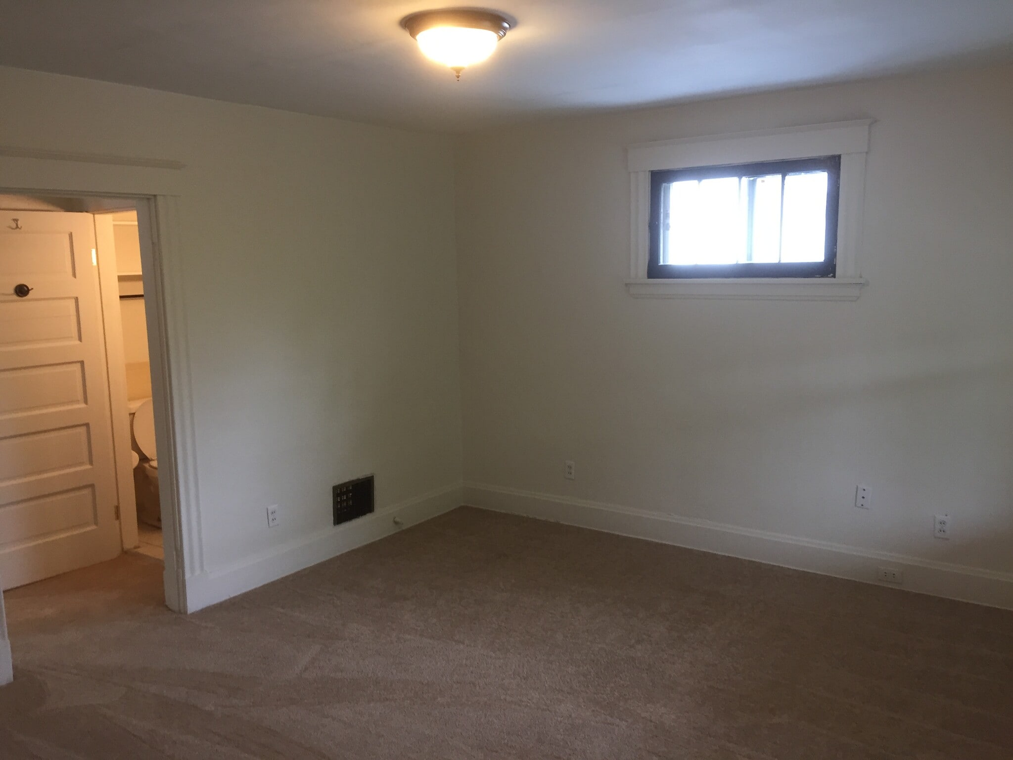 bedroom - 3323 Emerson Ave