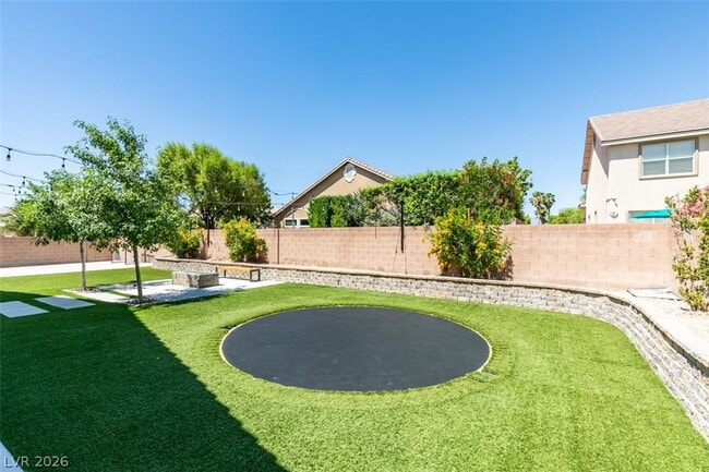 Building Photo - 8509 Soaring High St