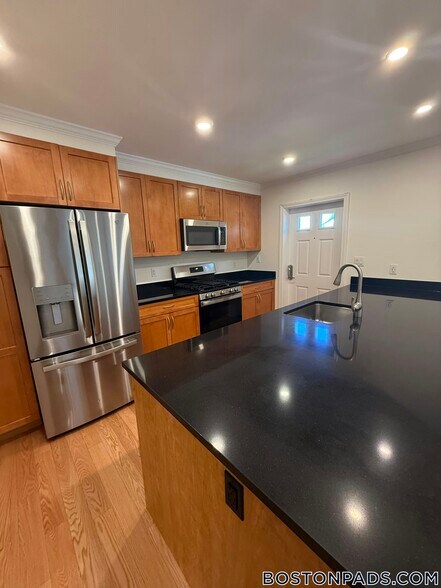 Building Photo - 104 Ellery Ct