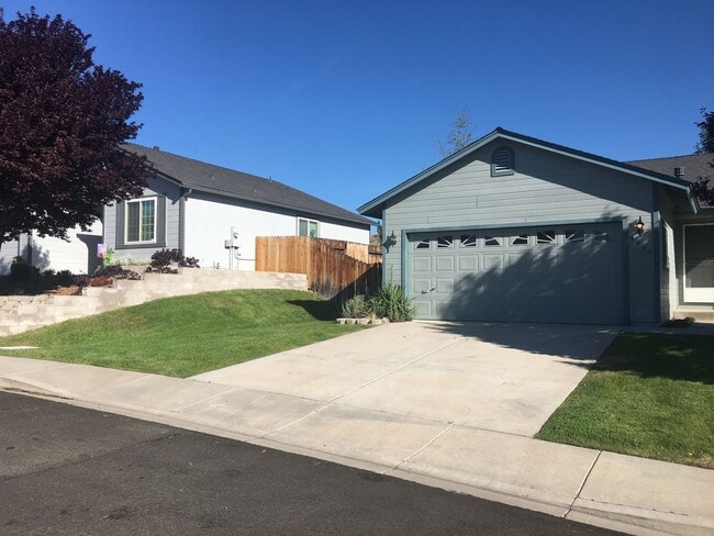 Building Photo - 3 bed/2 Bath House in Sparks
