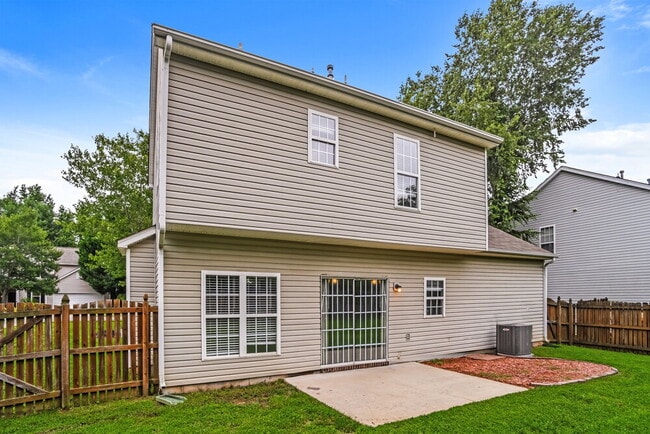 Building Photo - 6319 Gatesville Ln