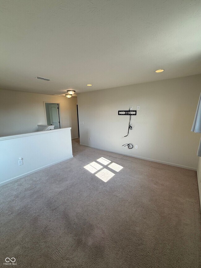 Building Photo - 1398 Sarah Way
