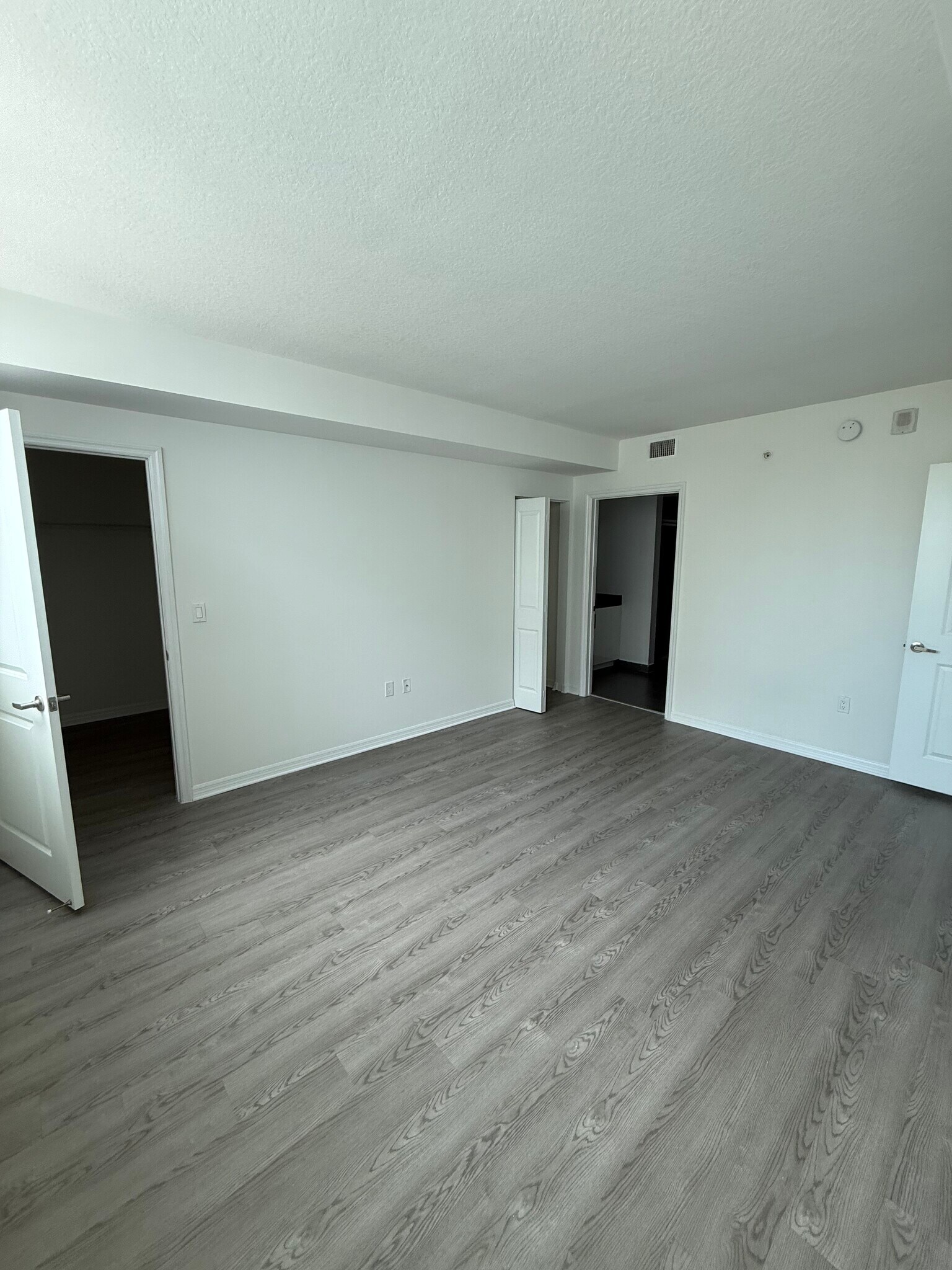 Building Photo - 7517 Mutiny Ave