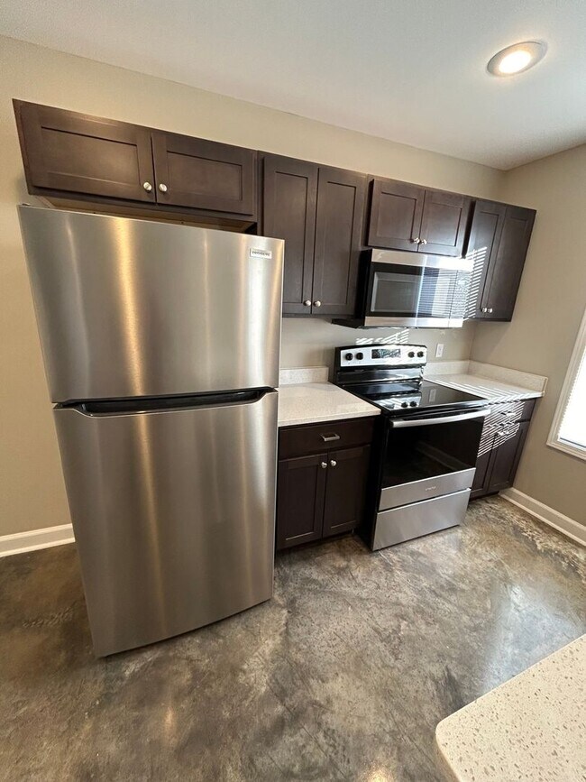 Building Photo - Parkview Apartments