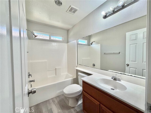 Building Photo - 15637 Lasselle St