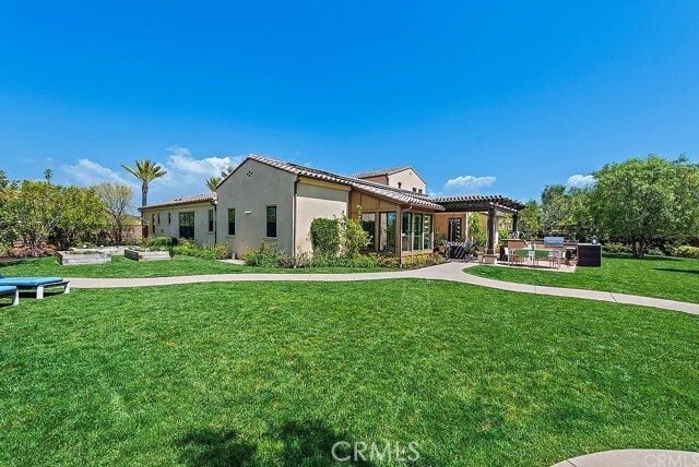 Building Photo - 9 Paniolo Rd