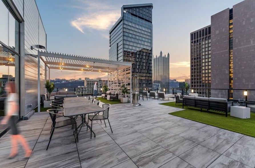 Building Photo - 350 Oliver Ave