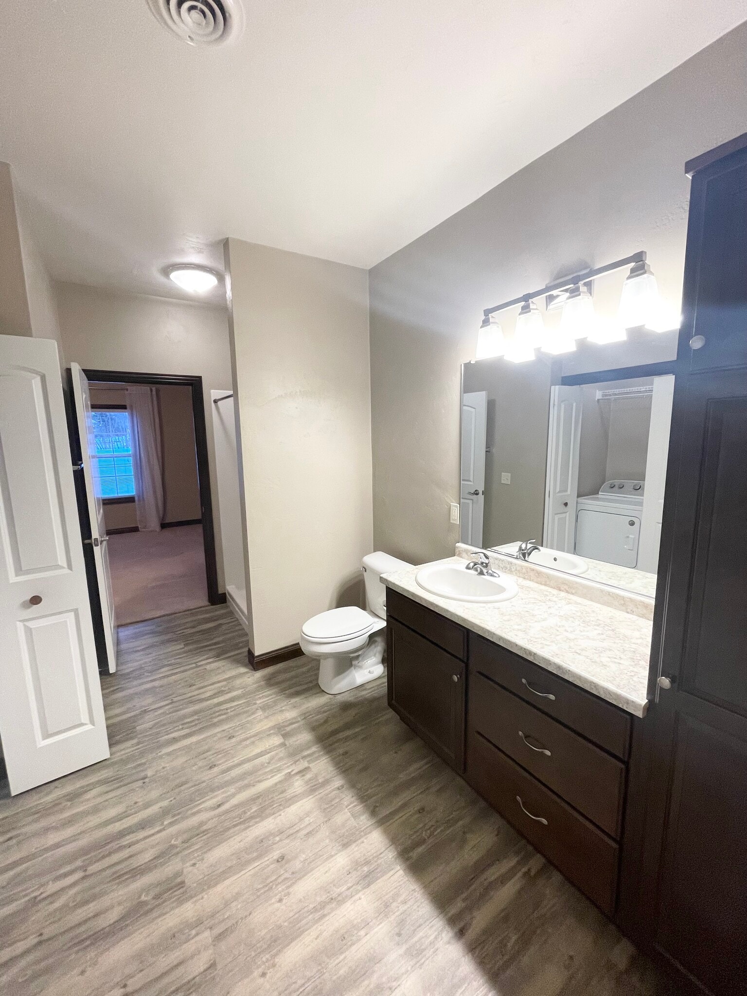 Building Photo - W6912 Sunnyvale Ln