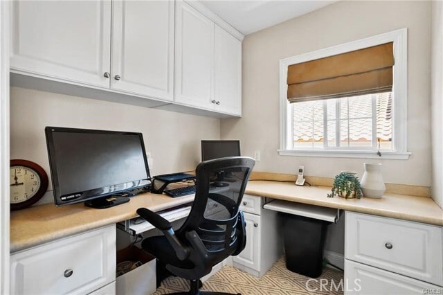 Building Photo - 50 Tavella Pl