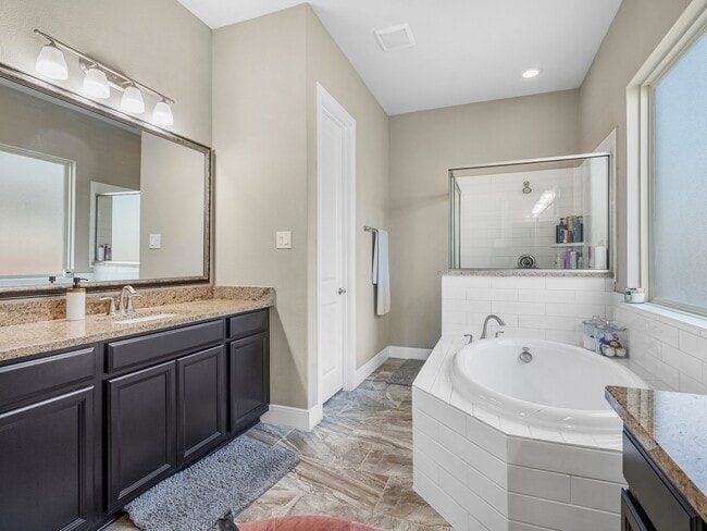 Building Photo - 24910 Meadowthorn Crest Ln