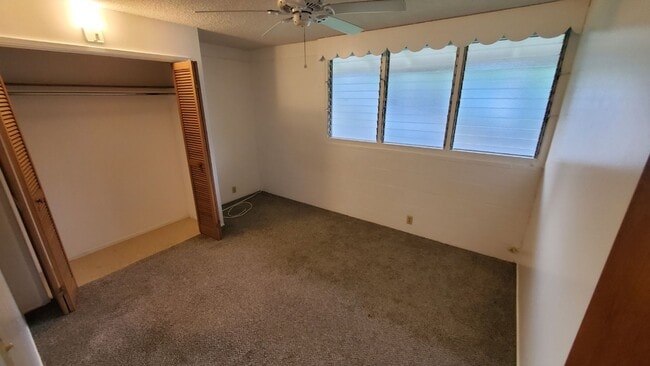 Building Photo - Crown Terrace single story with attached s...