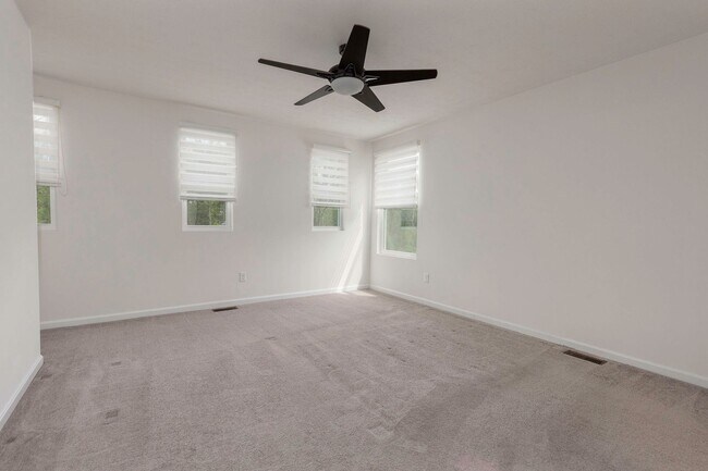 Building Photo - 12064 Parkview Trace Dr