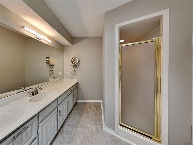 Building Photo - 7613 Waasland Dr