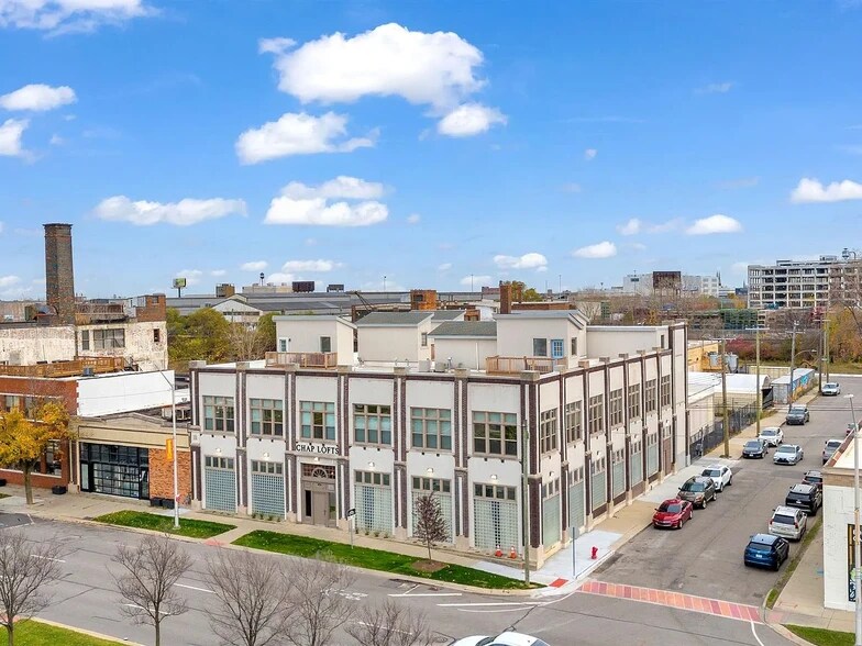 Building Photo - 2843 E Grand Blvd