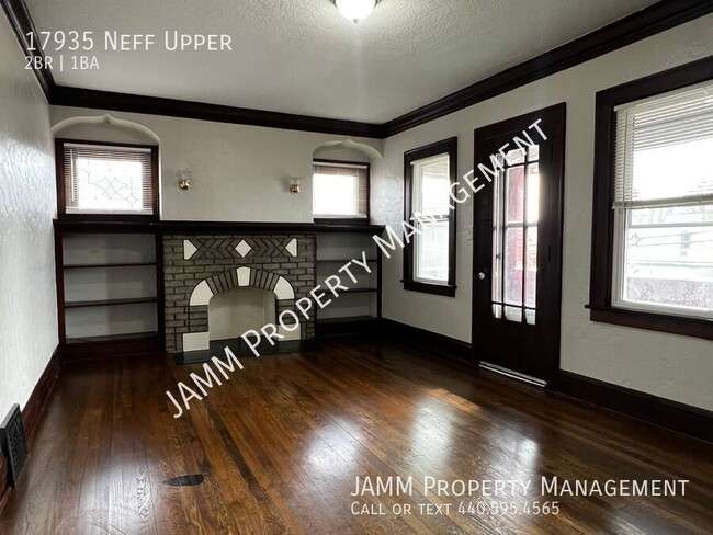 Building Photo - 2-Bedroom Duplex apartment in Cleveland!!