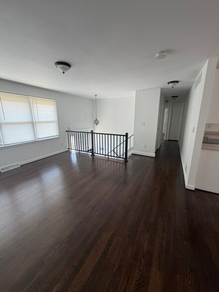 Building Photo - 2314 Cox Rd