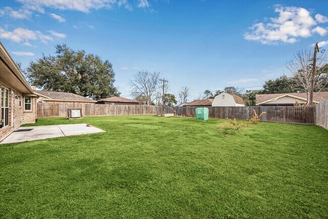 Building Photo - 1807 Parkcrest St