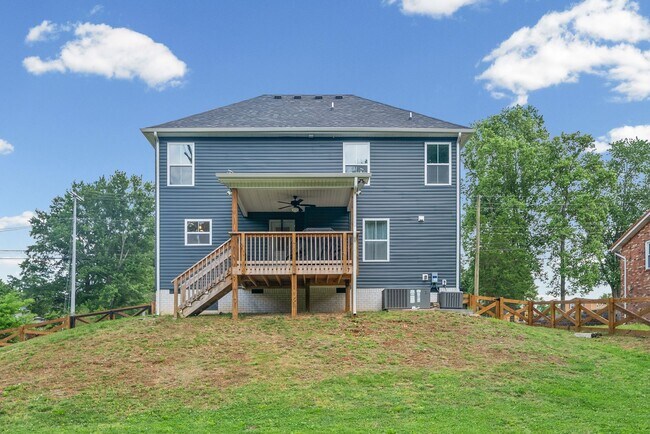 Building Photo - 46 Bunker Hill Rd