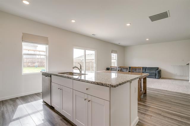 Building Photo - 8300 Stovepipe Dr