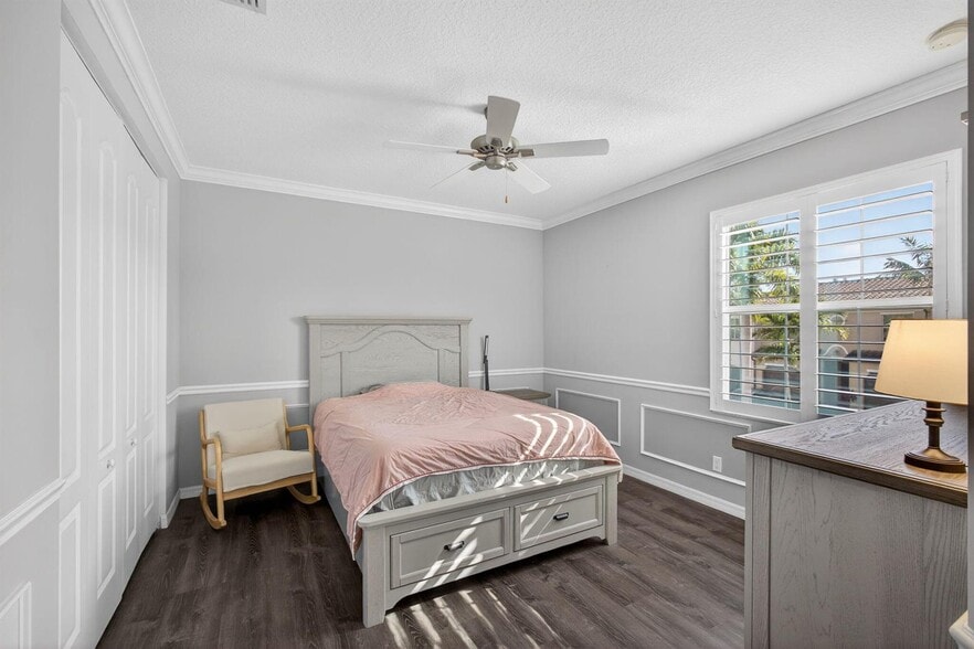 Building Photo - 4543 Mediterranean Cir