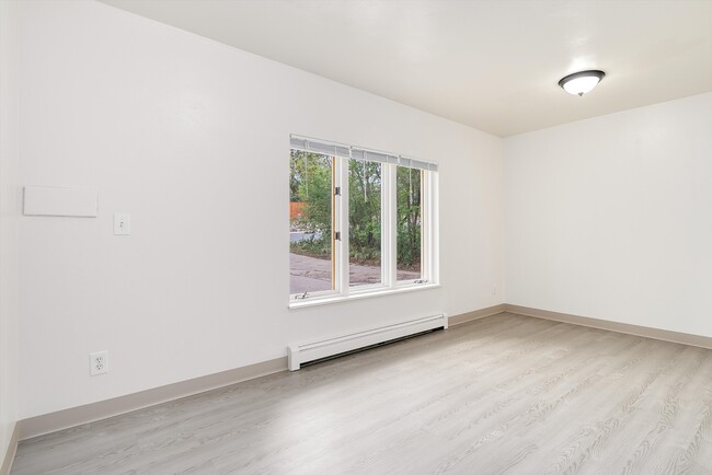 Building Photo - 850 W Chenango Ave