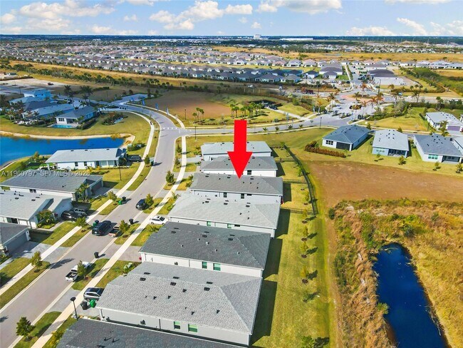 Building Photo - 13461 SW Bally Dr