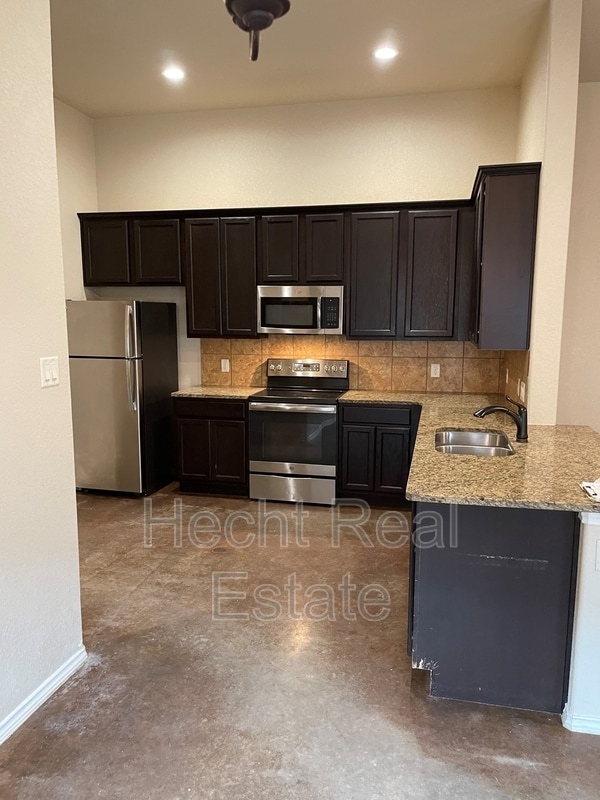 Building Photo - 217 Kaspar Way