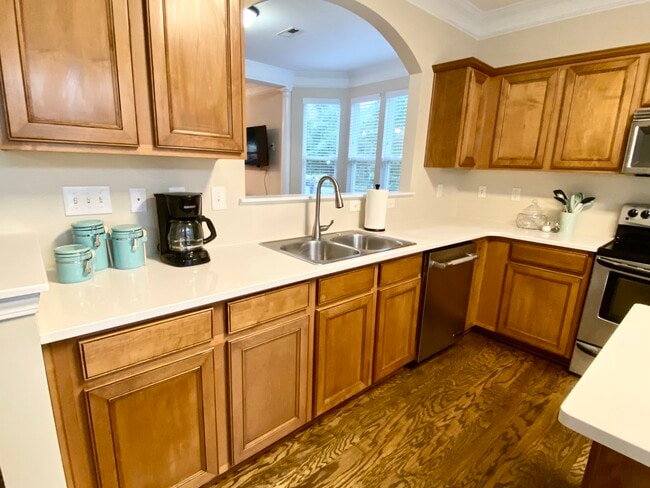 Building Photo - 9378 Greenheather Dr