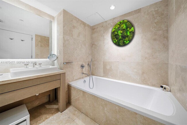 Building Photo - 102 24th St