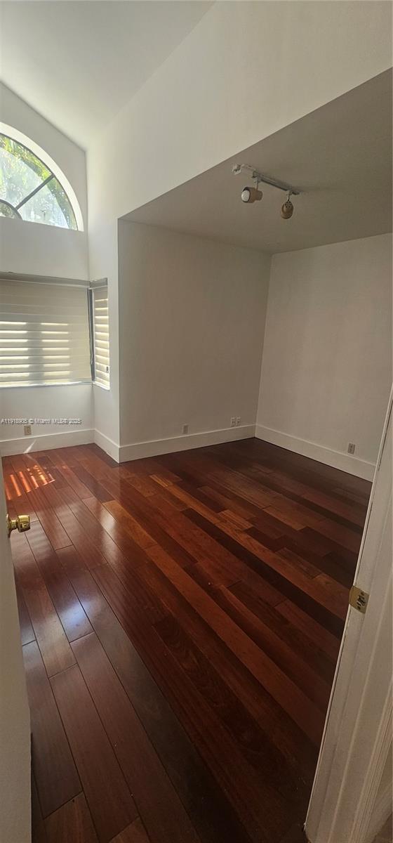 Building Photo - 1221 SW 87th Terrace