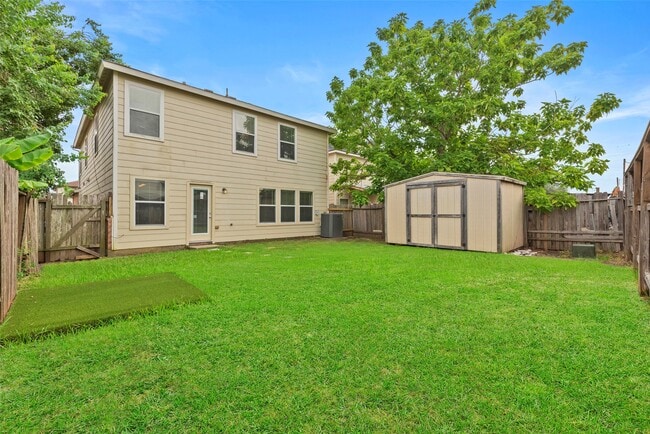 Building Photo - 20742 Fair Castle Dr