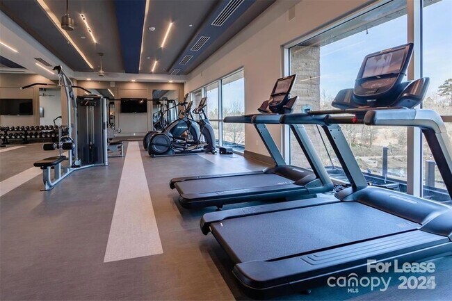 Building Photo - 13230 Ballantyne Corporate Pl