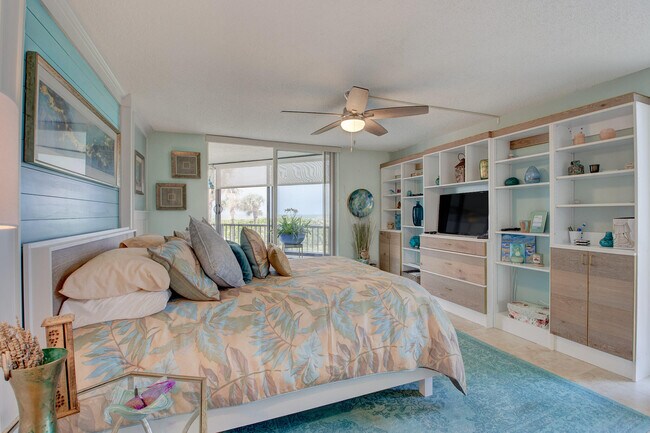 Building Photo - 2400 S Ocean Dr