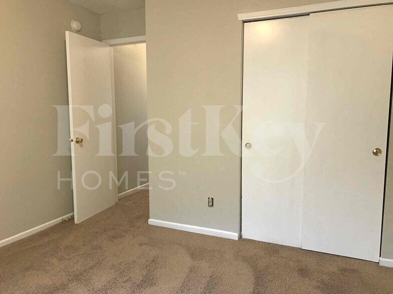 Building Photo - 3539 Brandenburg Blvd