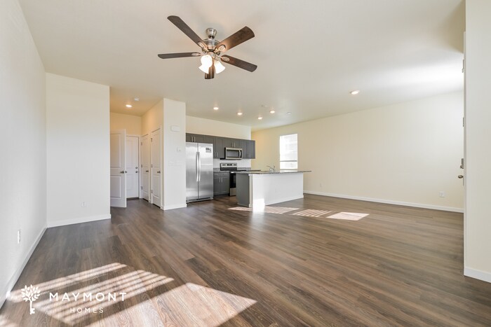 Building Photo - 13420 Oneida Ln