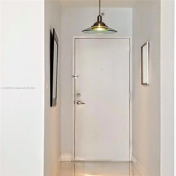 Building Photo - 3000 S Ocean Drive Unit 510