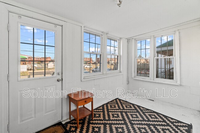 Building Photo - 2905 Yorkway