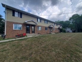 Building Photo - 5906 Christie Ave SE