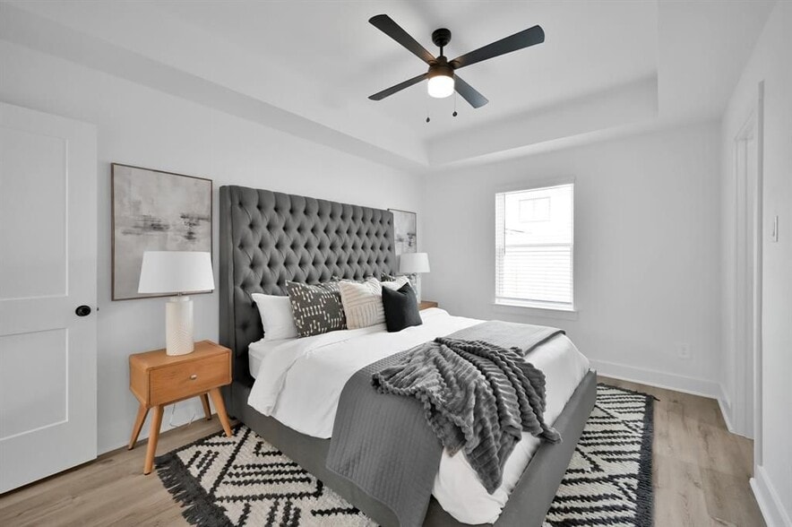 Building Photo - 8019 Cora St