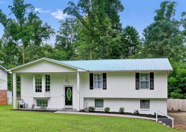 Building Photo - 3bd/2.5ba 2-story home in quiet neighborhood.