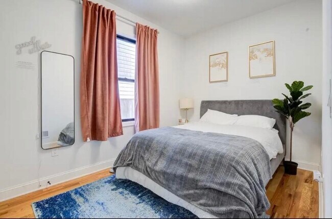 Building Photo - 306 Old Bergen Rd