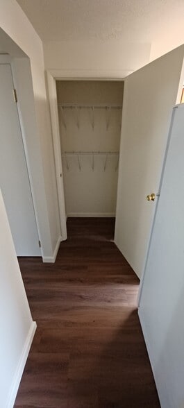 Building Photo - 604 Bigelow St