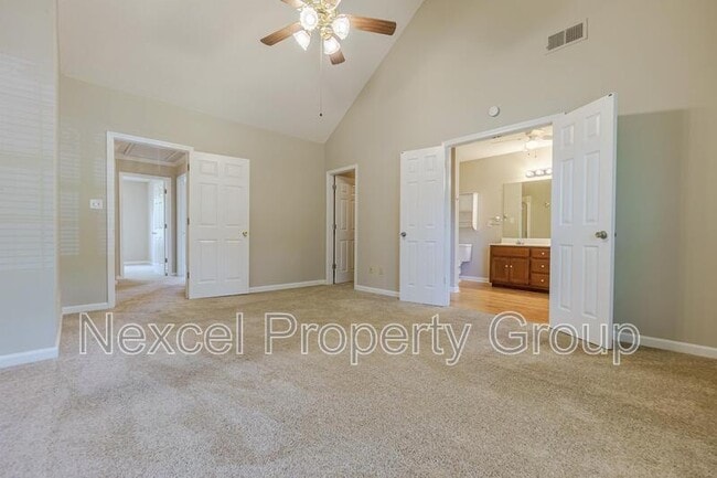 Building Photo - 4375 Big Horn Dr S