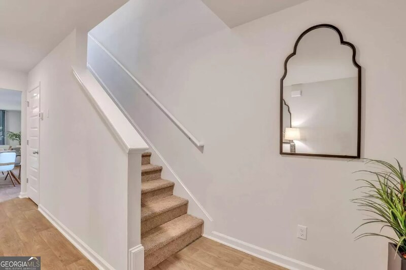 Building Photo - 438 Coconut Dr