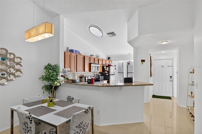 Building Photo - 7463 Sugar Bend Dr