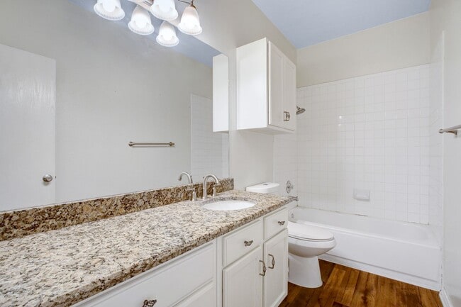 Building Photo - 2619 Crown Arbor Dr