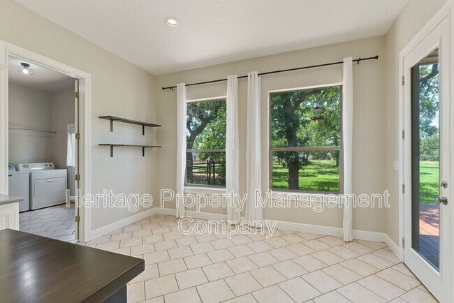 Building Photo - 143 Lantana Ridge
